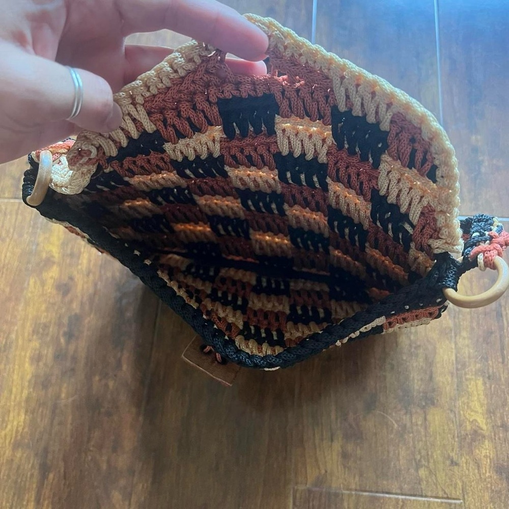 Woven Multicolor Crossbody Bag - Picture 4 of 4